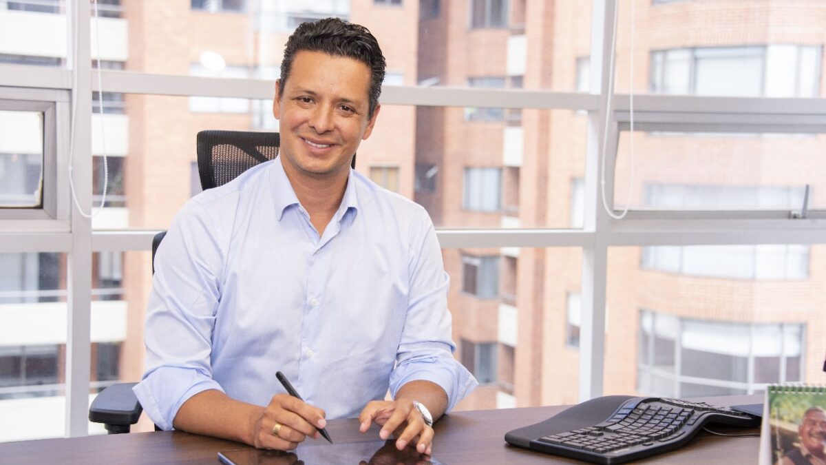 Fotos-Presidente-John-F-Linares