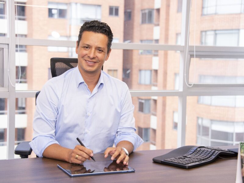 Fotos-Presidente-John-F-Linares